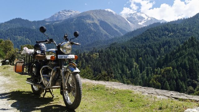 Our Royal Enfield Classic 500 in the Parvati Valley